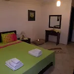 To Konaki 3*