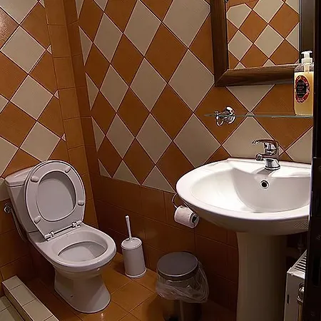 Vendégház To Konaki