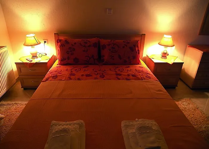 To Konaki 3* Káto Loutrákion